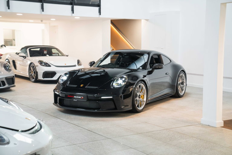 Porsche 992 GT3 Touring