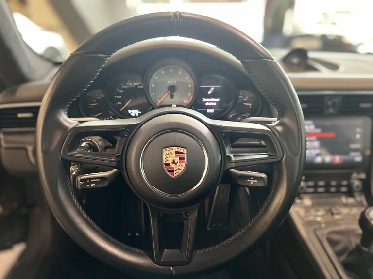Porsche 991.2 GT3 Touring