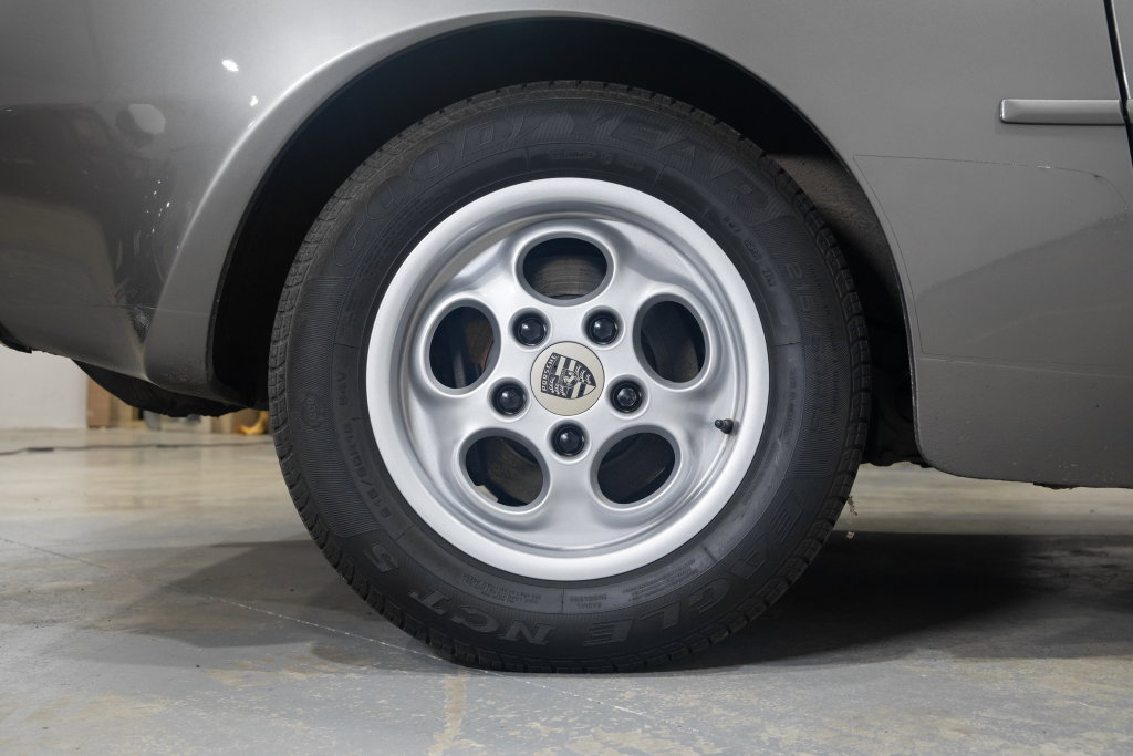 Porsche 944 Coupé