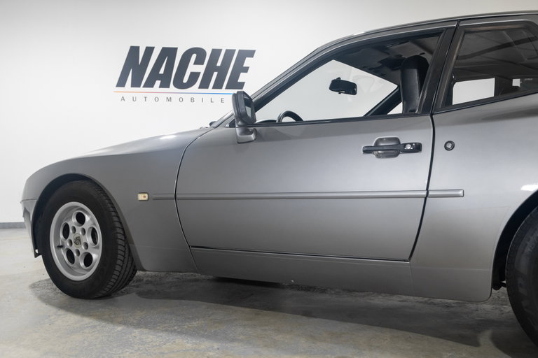 Porsche 944 Coupé