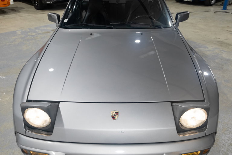 Porsche 944 Coupé