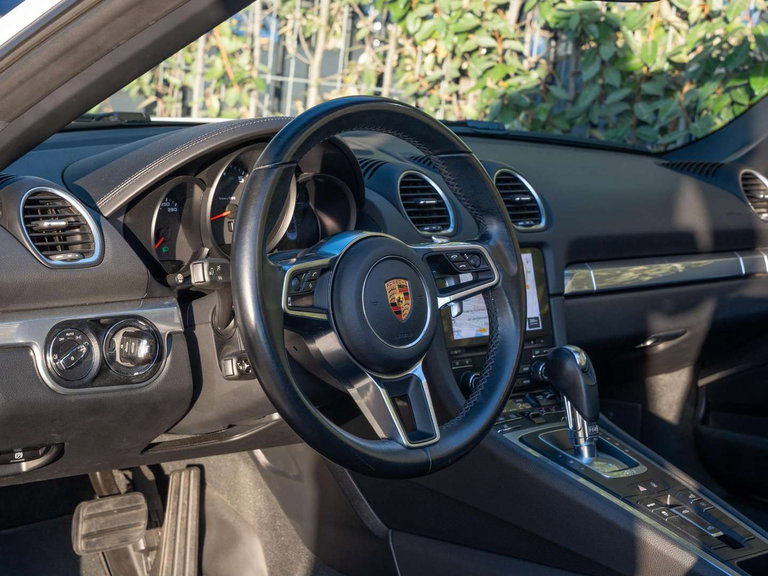 Porsche 718 Boxster