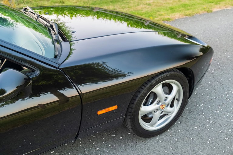 Porsche 928 GTS