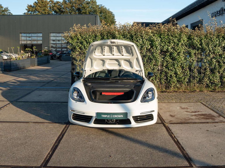Porsche 718 Boxster