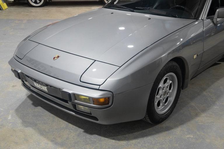 Porsche 944 Coupé