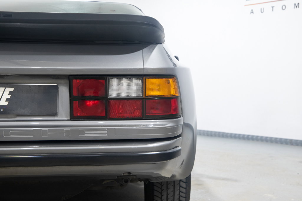 Porsche 944 Coupé