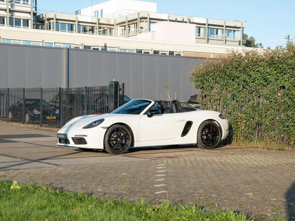 Porsche 718 Boxster