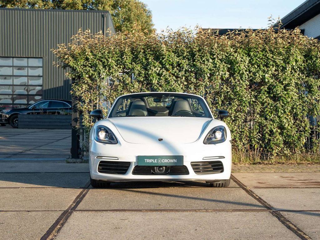 Porsche 718 Boxster