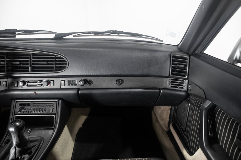 Porsche 944 Coupé