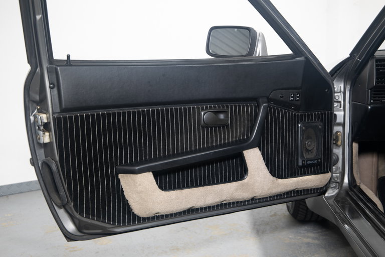 Porsche 944 Coupé
