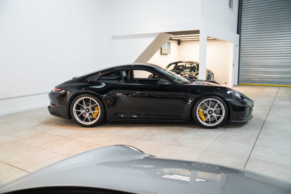 Porsche 992 GT3 Touring