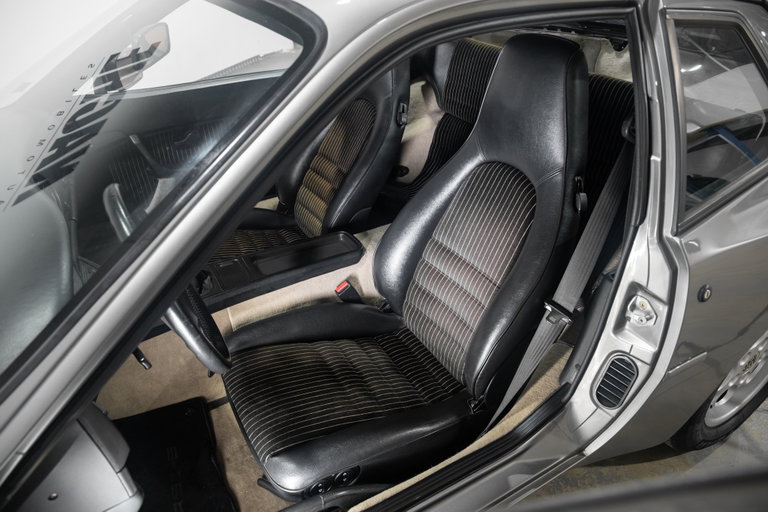 Porsche 944 Coupé