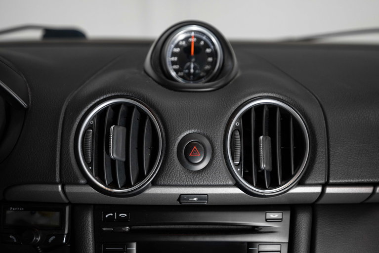 Porsche 987 Cayman