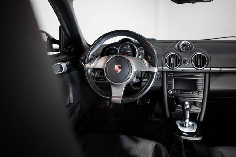 Porsche 987 Cayman