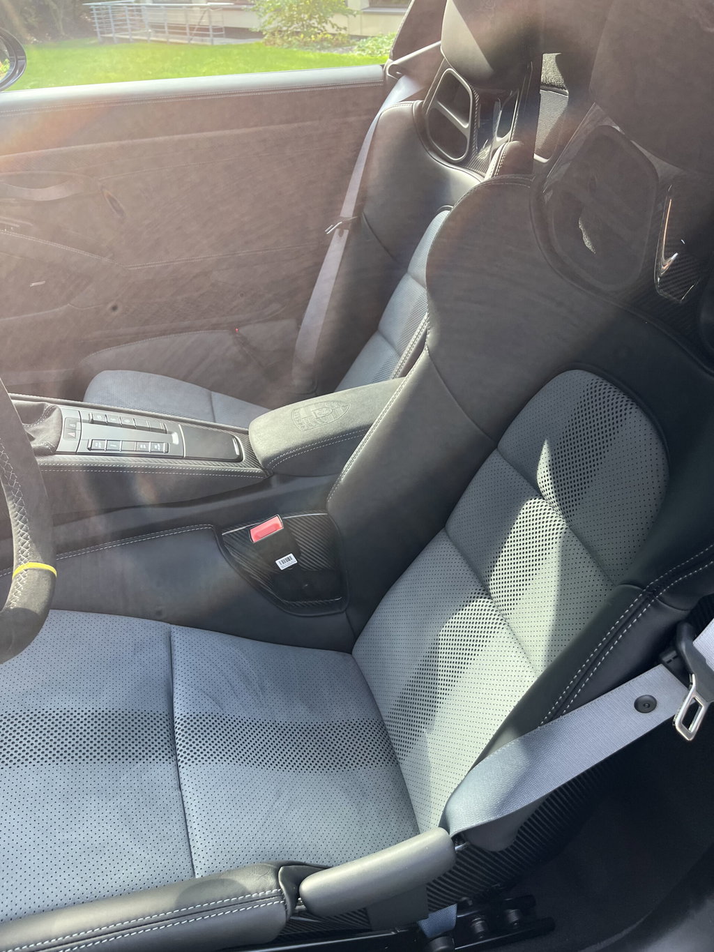 Porsche 718 Spyder RS