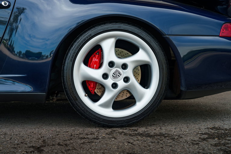 Porsche 993 Carrera 4S