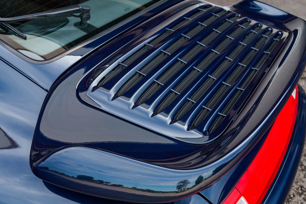 Porsche 993 Carrera 4S