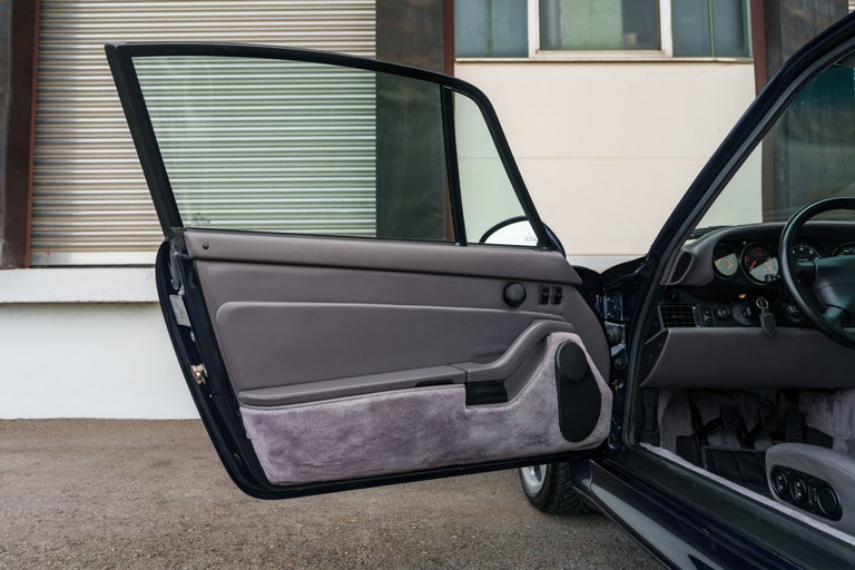 Porsche 993 Carrera 4S