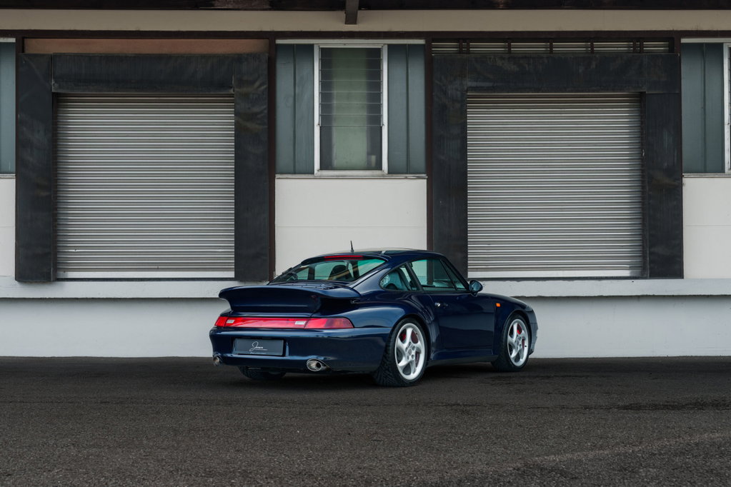 Porsche 993 Carrera 4S