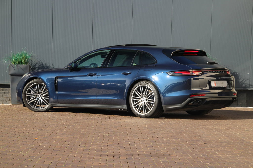 Porsche Panamera 4 E-Hybrid