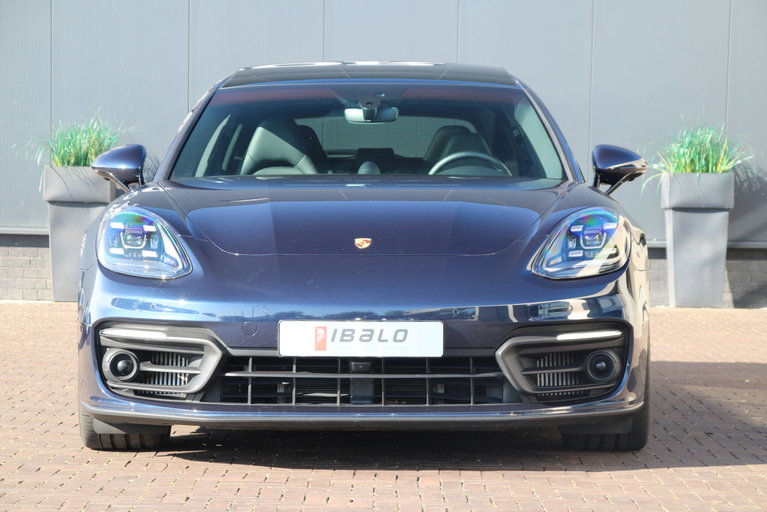 Porsche Panamera 4 E-Hybrid