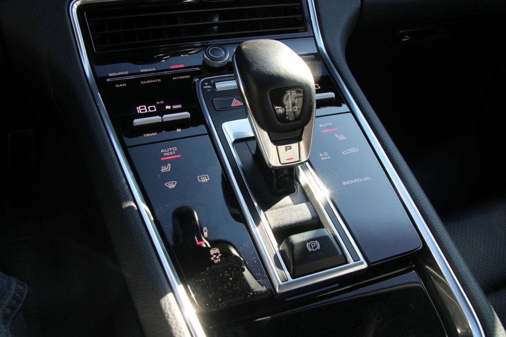 Porsche Panamera 4 E-Hybrid