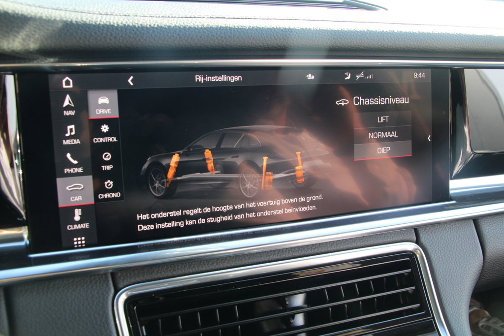 Porsche Panamera 4 E-Hybrid