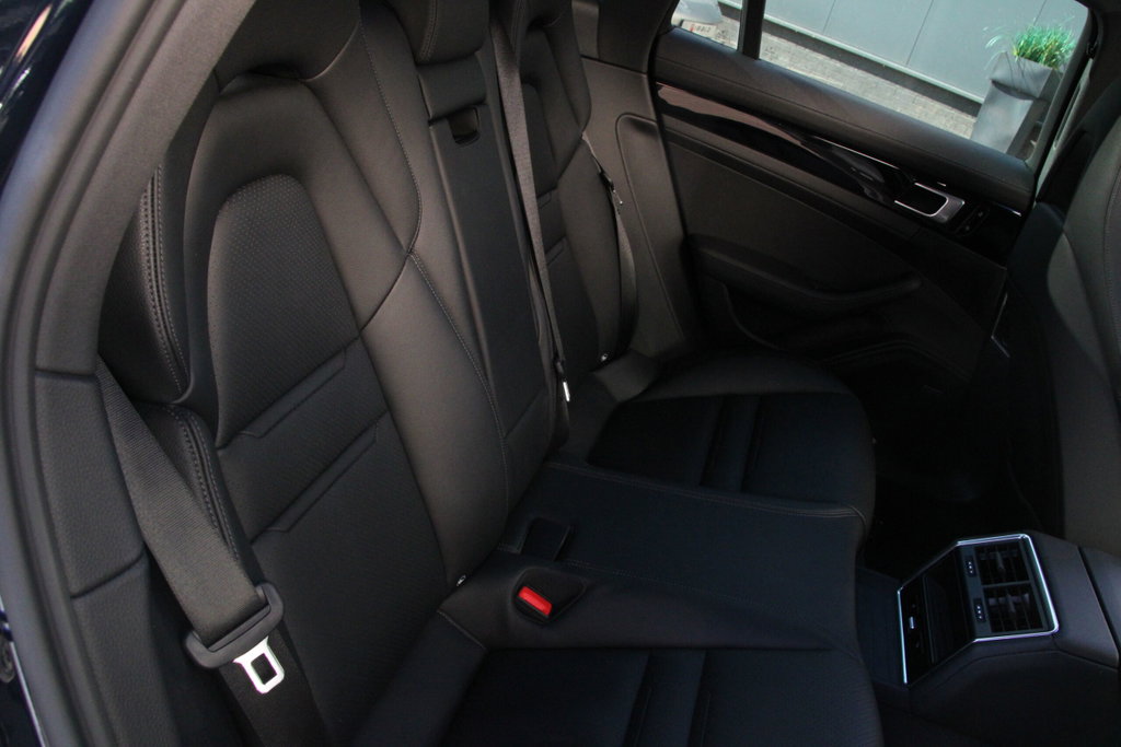 Porsche Panamera 4 E-Hybrid