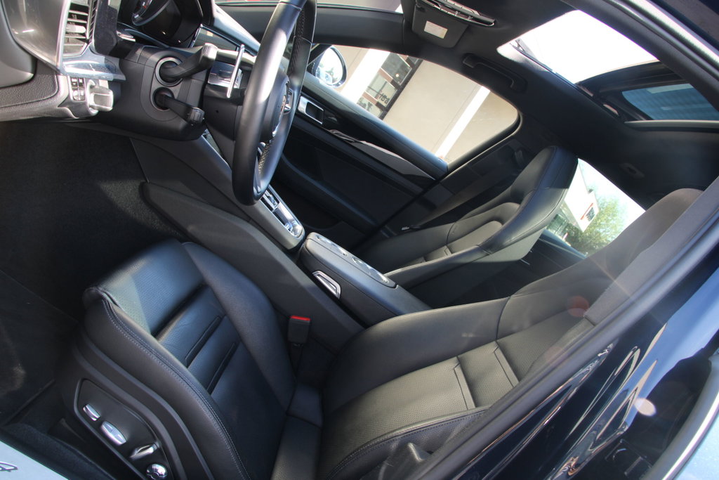 Porsche Panamera 4 E-Hybrid