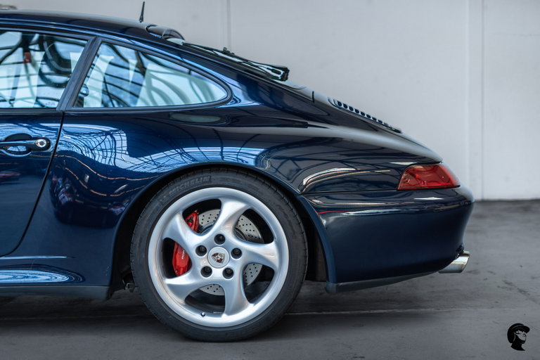 Porsche 993 Carrera 4S