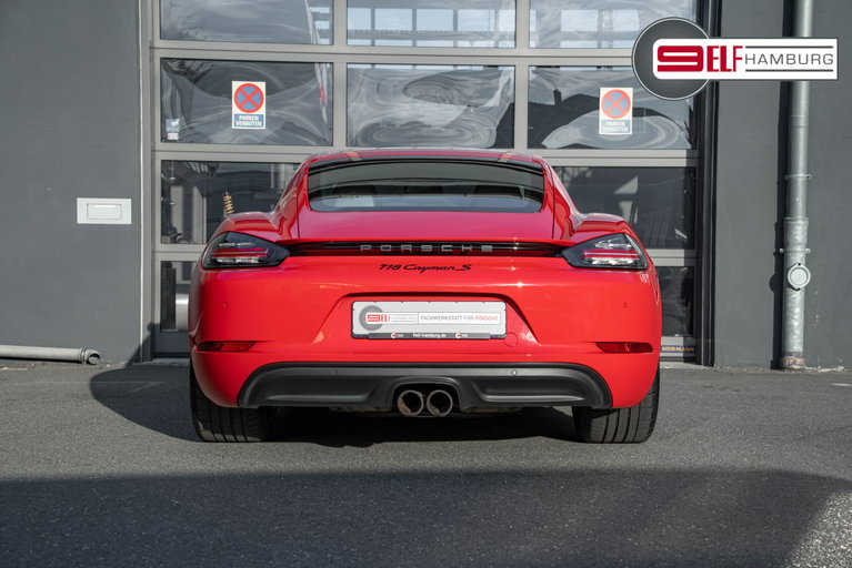 Porsche 718 Cayman S