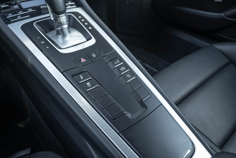 Porsche 718 Cayman S