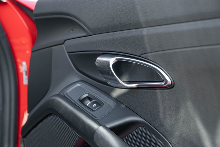 Porsche 718 Cayman S