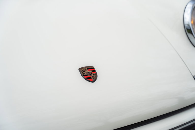 Porsche 911 E