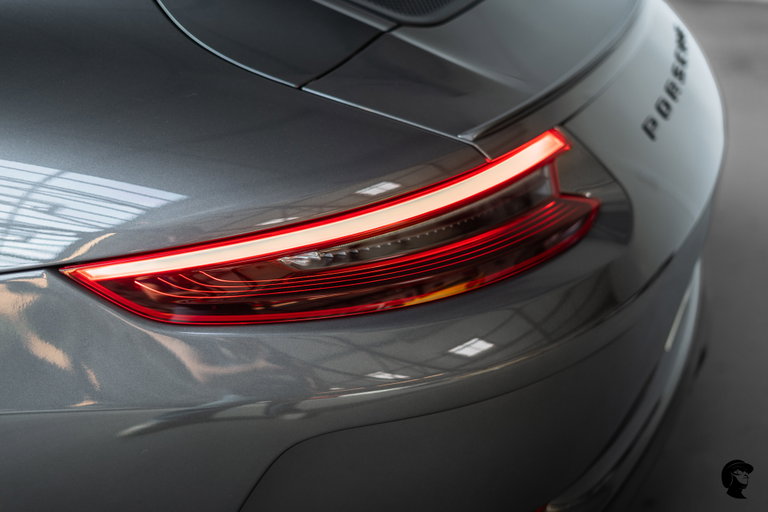 Porsche 991.2 GT3 Touring