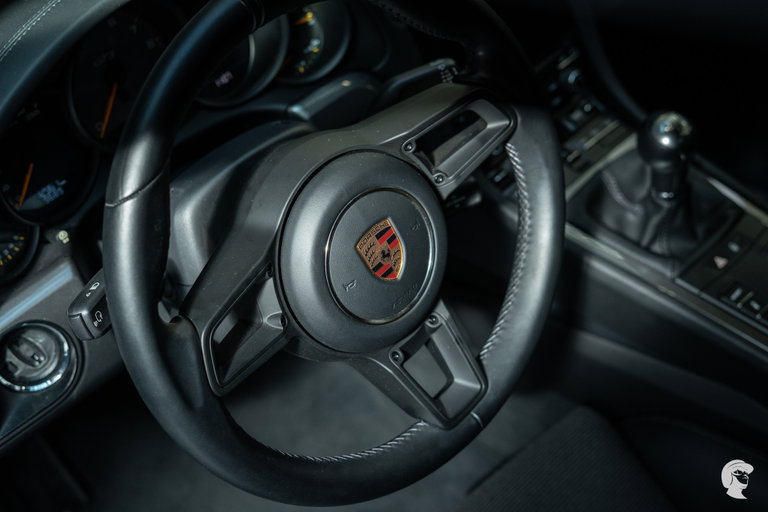 Porsche 991.2 GT3 Touring