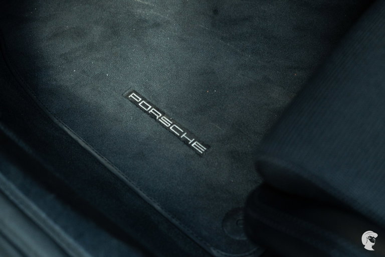 Porsche 991.2 GT3 Touring