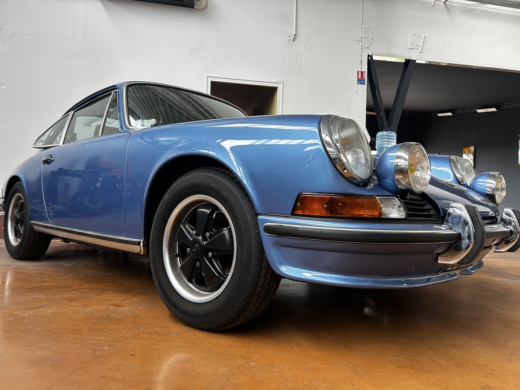 Porsche 911 T