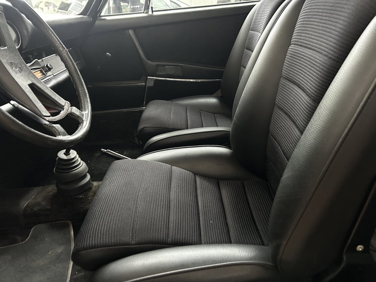 Porsche 911 T