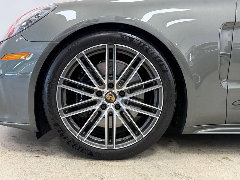 Porsche Panamera GTS