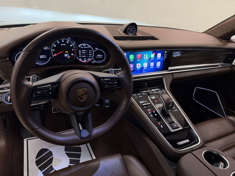 Porsche Panamera GTS
