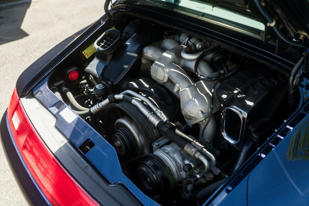 Porsche 993 Carrera 4