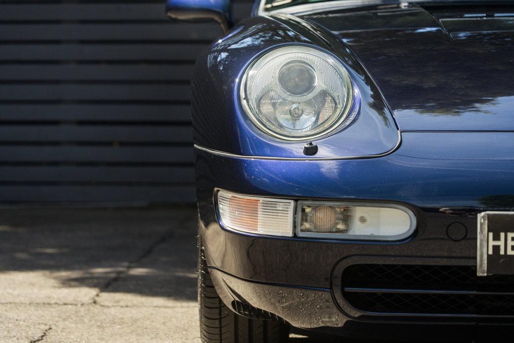 Porsche 993 Carrera 4