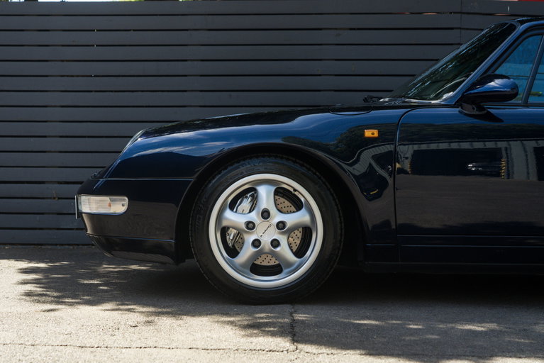 Porsche 993 Carrera 4