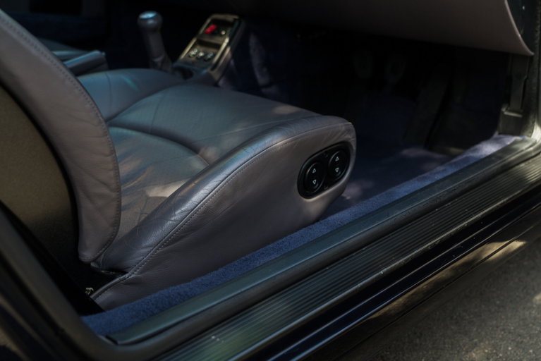 Porsche 993 Carrera 4