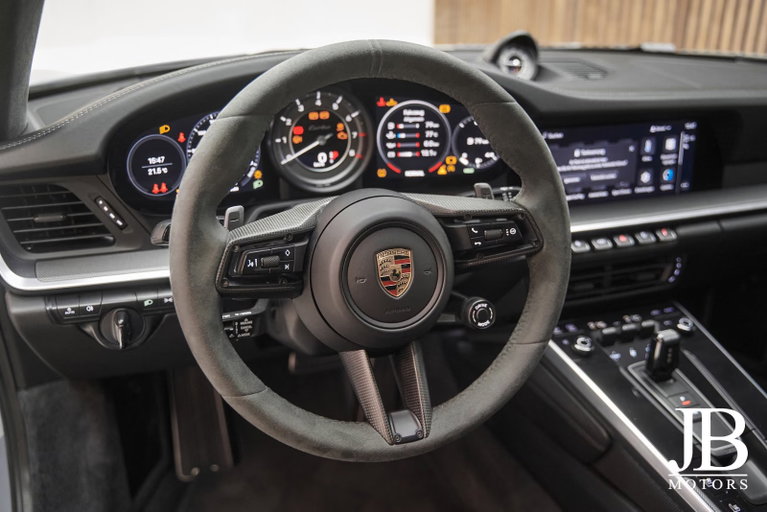 Porsche 992 Turbo