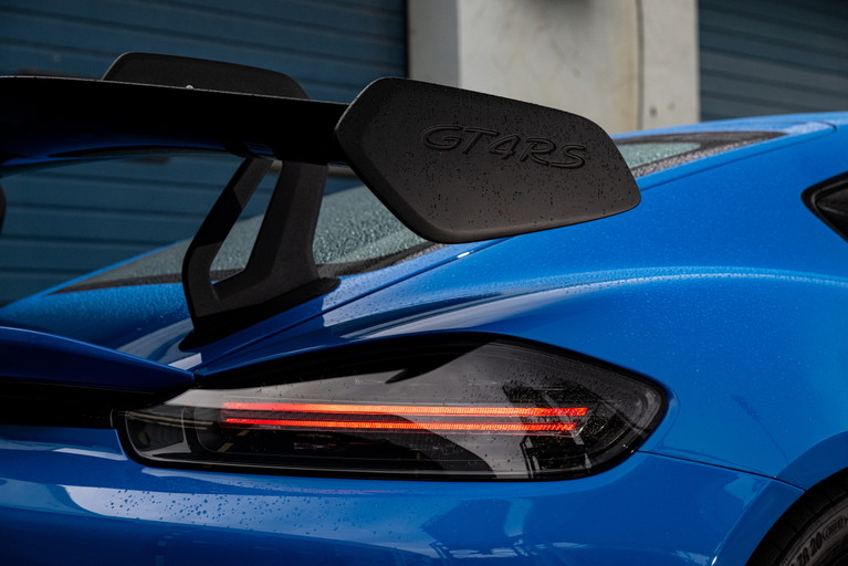 Porsche 718 Cayman GT4 RS