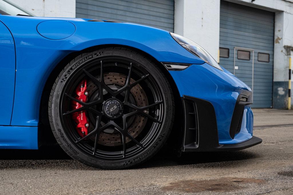 Porsche 718 Cayman GT4 RS