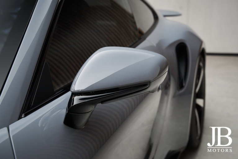 Porsche 992 Turbo