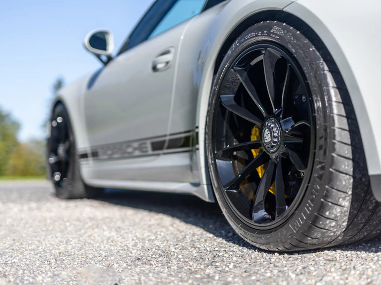 Porsche 911 R